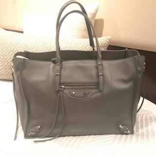 バレンシアガバッグ(BALENCIAGA BAG)のバレンシアガ ペーパーB4 ジップアラウンドバッグ(トートバッグ)