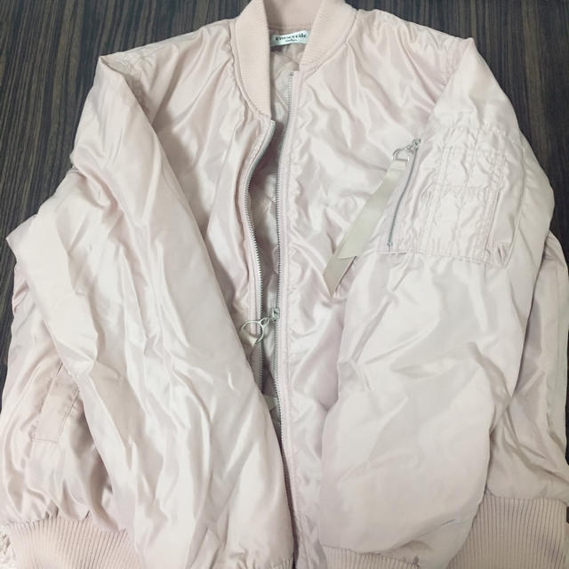 WEGO(ウィゴー)のMA_1 ピンクジャケット レディースのジャケット/アウター(ブルゾン)の商品写真