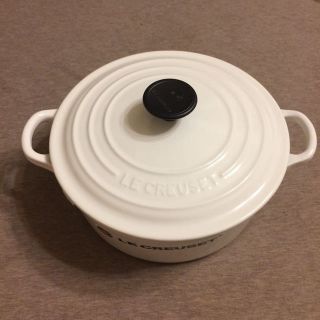 LE CREUSET - ル・クルーゼ ココットロンド 20cm 白の通販 by よへぇ's