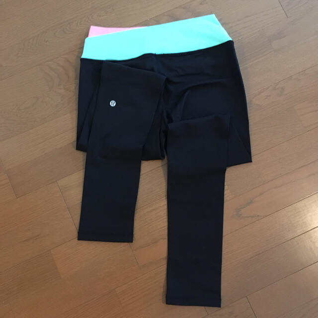 lululemon(ルルレモン)の最終値下げ！lululemon pants size8 *outlet* スポーツ/アウトドアのトレーニング/エクササイズ(ヨガ)の商品写真