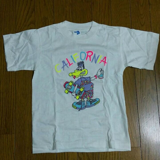 【未使用＆格安❗】蛍光色イラストコットンＴシャツ☆from Hawaii キッズ/ベビー/マタニティのキッズ服男の子用(90cm~)(Tシャツ/カットソー)の商品写真