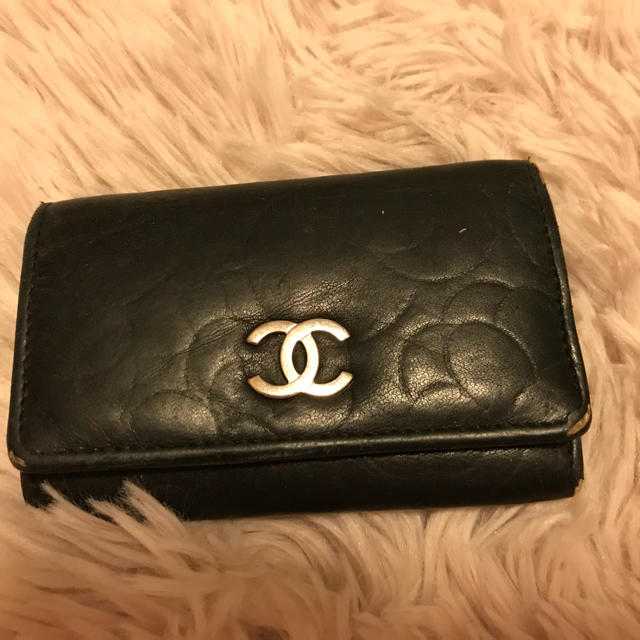 CHANEL(シャネル)のCHANEL キーケース カメリア レディースのファッション小物(キーケース)の商品写真