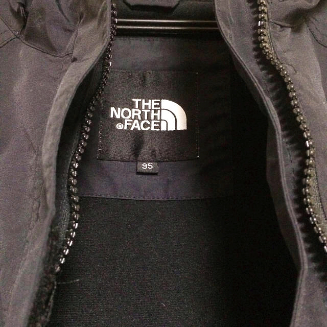 THE NORTH FACE(ザノースフェイス)のTHE NORTH FACE  メンズのジャケット/アウター(マウンテンパーカー)の商品写真