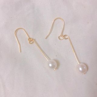 パールピアス(ピアス)