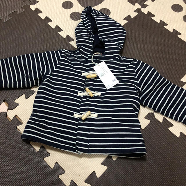 PETIT BATEAU(プチバトー)の新品未使用タグ付き プチバトーダッフルコート  キッズ/ベビー/マタニティのベビー服(~85cm)(ジャケット/コート)の商品写真