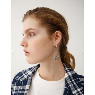 マウジー(moussy)のMOUSSY 新品未使用 STARピアス(ピアス)