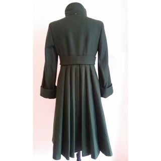 Max Mara(ロングコート ・ グリーン・カーキ/緑色系)のフリマ Max Mara(ロングコート ・ グリーン・カーキ/緑色系)のフリマ