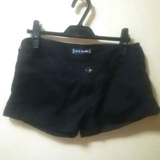 セシルマクビー(CECIL McBEE)のセシルマクビー★used美品★ダメージ加工ショーパン白M(ショートパンツ)