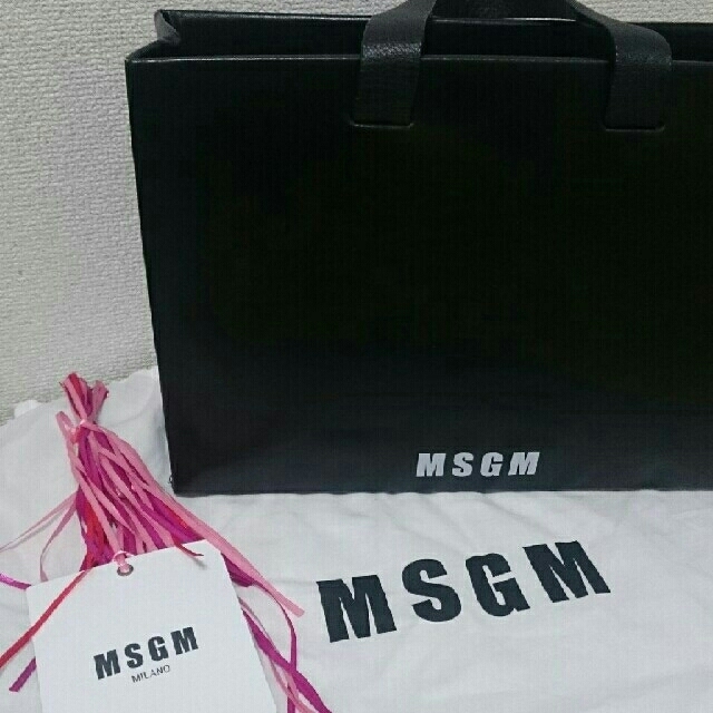 MSGM エムエスジーエム バッグ 鞄 黒 ブラック ハンドバッグ