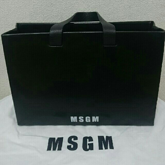 MSGM エムエスジーエム バッグ 鞄 黒 ブラック ハンドバッグ
