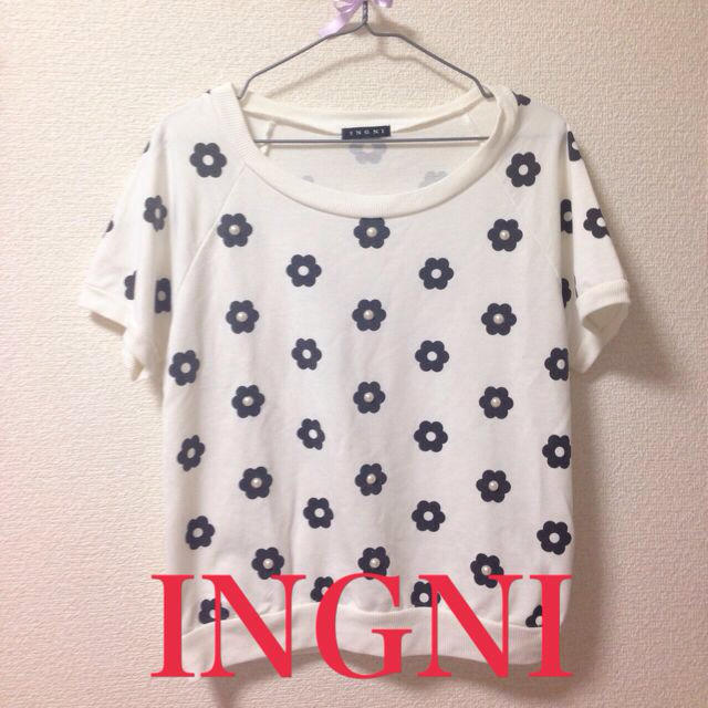 INGNI(イング)のINGNI Tシャツ レディースのトップス(カットソー(半袖/袖なし))の商品写真