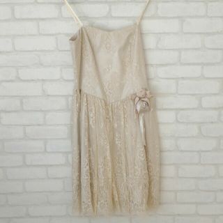 デビュードフィオレ(Debut de Fiore)の☆新品☆Debut Fioreレースワンピース☆結婚式やパーティーに!☆(ひざ丈ワンピース)