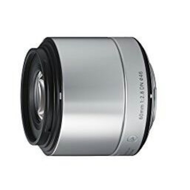 SIGMA(シグマ)の新品未使用❤60mm F2.8 シグマ単焦点レンズ スマホ/家電/カメラのカメラ(その他)の商品写真