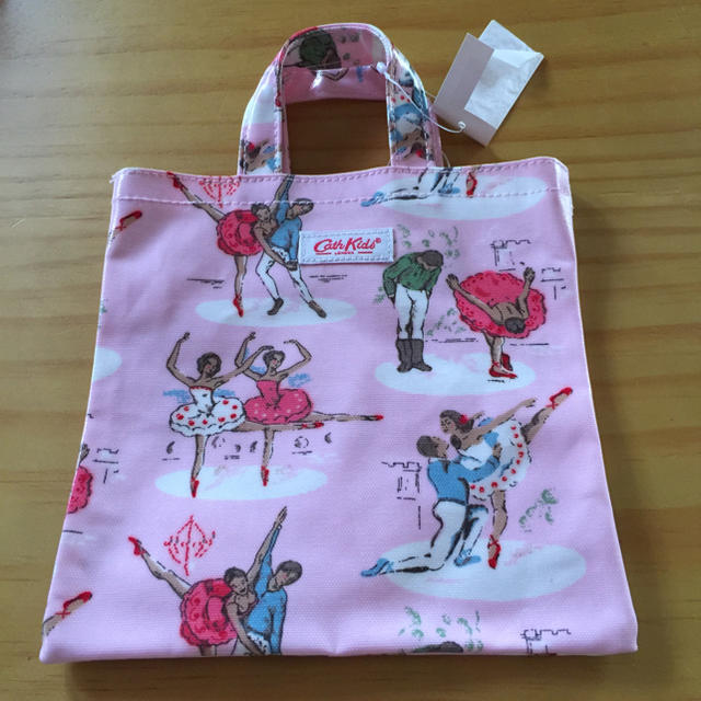 Cath Kidston(キャスキッドソン)の新品✨キャスキッドソン♡バレエ ダンサー♡ミニトートバッグ✨ キッズ/ベビー/マタニティのこども用バッグ(トートバッグ)の商品写真