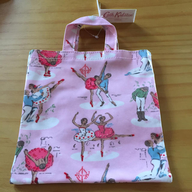 Cath Kidston(キャスキッドソン)の新品✨キャスキッドソン♡バレエ ダンサー♡ミニトートバッグ✨ キッズ/ベビー/マタニティのこども用バッグ(トートバッグ)の商品写真