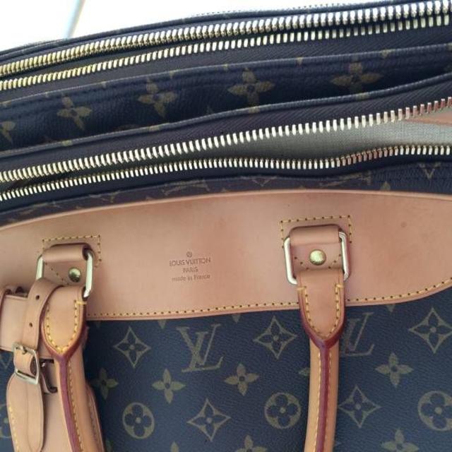 LOUIS VUITTON(ルイヴィトン)のルイ・ヴィトン モノグラム アリゼ ドゥ ポッシュ メンズのバッグ(トラベルバッグ/スーツケース)の商品写真