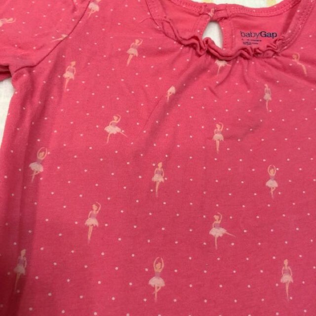 babyGAP(ベビーギャップ)のbaby gap 70cm オシャレなロンパース・バレリーナデザイン キッズ/ベビー/マタニティのベビー服(~85cm)(カバーオール)の商品写真