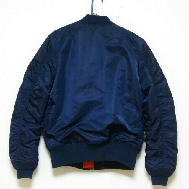 ALPHA INDUSTRIES - アルファ MA-1 TIGHT フライトジャケット ALPHA INDUSTRIES - アルファ MA-1 TIGHT フライトジャケット