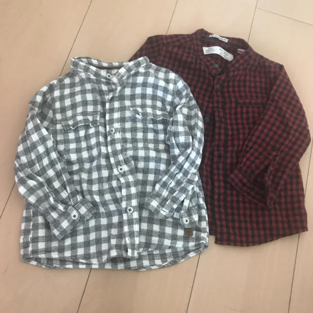 ZARA KIDS(ザラキッズ)のZARA baby ノーカラー チェックシャツ 2セット キッズ/ベビー/マタニティのベビー服(~85cm)(シャツ/カットソー)の商品写真