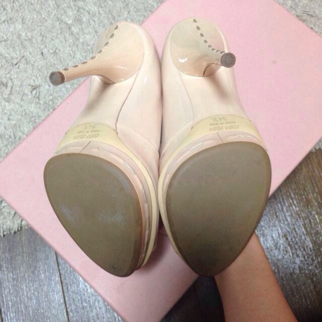 miumiu(ミュウミュウ)のmiumiuパンプス♡ レディースの靴/シューズ(ハイヒール/パンプス)の商品写真