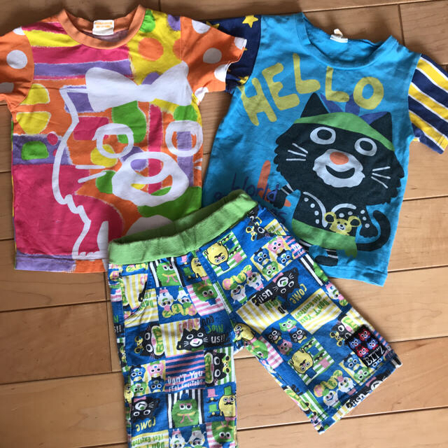 Bit'z(ビッツ)のビッツ BIT'Z Tシャツ４枚とズボン 100 セット まとめ キッズ/ベビー/マタニティのキッズ服男の子用(90cm~)(Tシャツ/カットソー)の商品写真