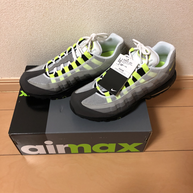 NIKE(ナイキ)の28.0cm AIR MAX95 イエローグラデ エアマックス95 メンズの靴/シューズ(スニーカー)の商品写真