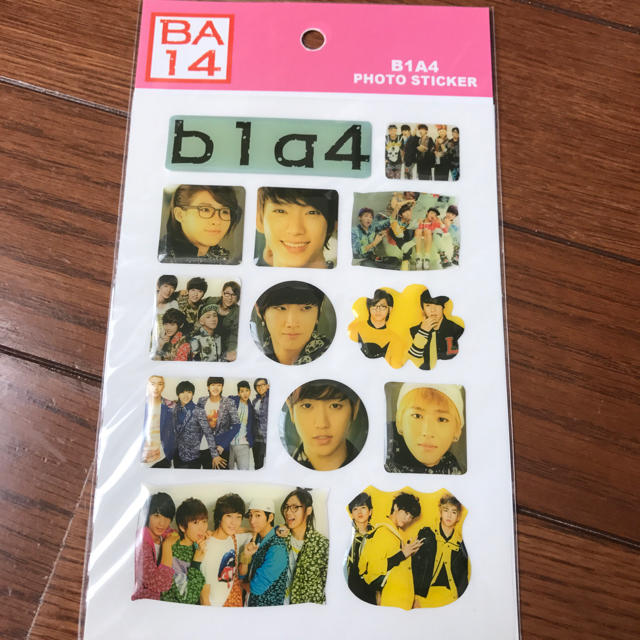 B1A4(ビーワンエーフォー)のB1A4☆ステッカー シール エンタメ/ホビーのタレントグッズ(アイドルグッズ)の商品写真