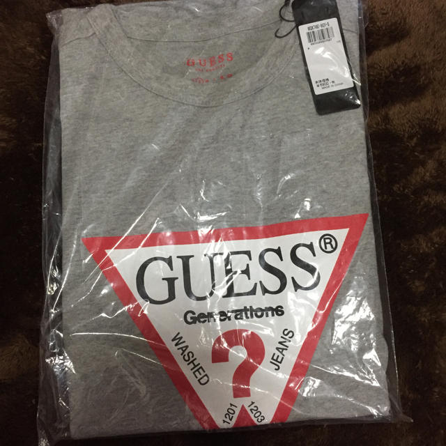 GUESS(ゲス)のguess generations 限定 Tシャツ グレー S レディースのトップス(Tシャツ(半袖/袖なし))の商品写真
