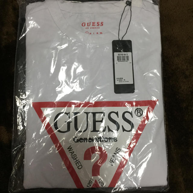 GUESS(ゲス)のguess generations 限定Tシャツ Sサイズ ホワイト レディースのトップス(Tシャツ(半袖/袖なし))の商品写真