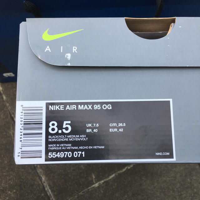 NIKE(ナイキ)の最安【本日発送可】 Air max 95 OG US8.5 26.5 メンズの靴/シューズ(スニーカー)の商品写真