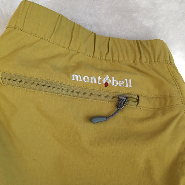 mont bell(モンベル)のmont bell 黄色ショートパンツ スポーツ/アウトドアのアウトドア(登山用品)の商品写真
