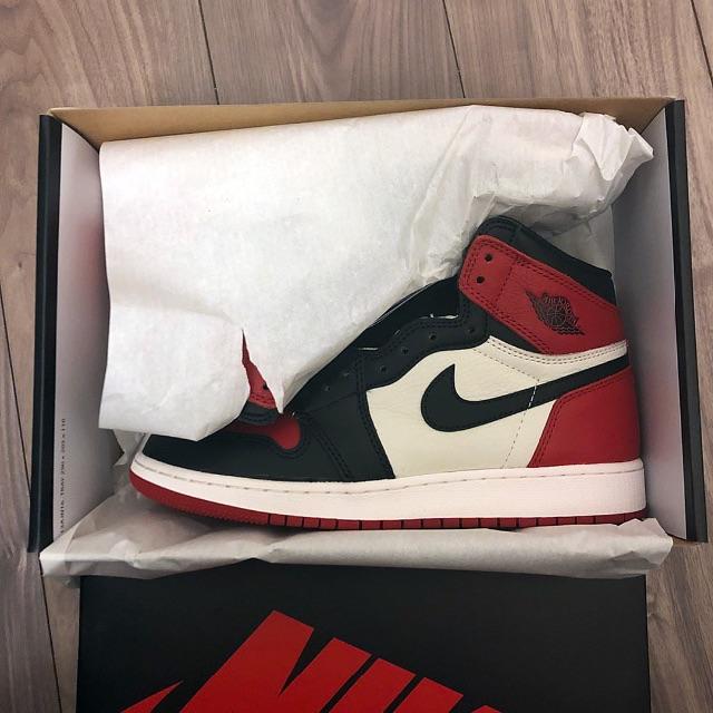 NIKE(ナイキ)の25cm NIKE AIR JORDAN 1 BG BRED TOE 国内正規品 メンズの靴/シューズ(スニーカー)の商品写真