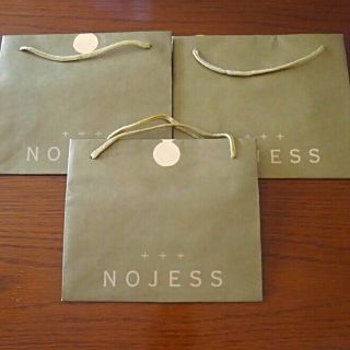 ノジェス(NOJESS)の【美品】nojess ノジェス 紙袋 ショッパー(ショップ袋)