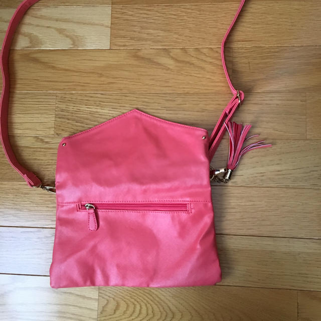 HERE'S(ヒアーズ)のピンク　ショルダーバッグ レディースのバッグ(ショルダーバッグ)の商品写真