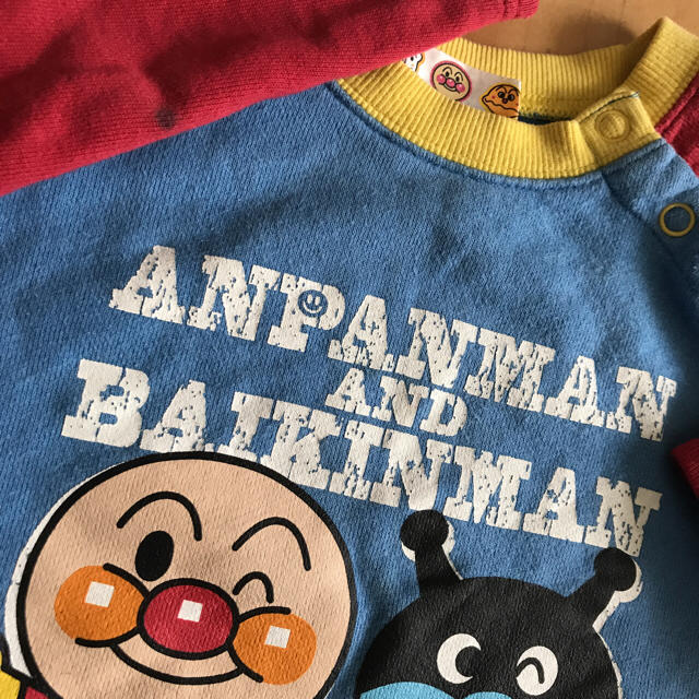 BANDAI(バンダイ)のアンパンマン トレーナー ダメージあり 90 キッズ/ベビー/マタニティのキッズ服男の子用(90cm~)(Tシャツ/カットソー)の商品写真