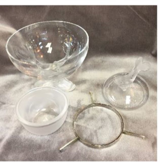 ラリックLaliqueキャビアいれセットクリスタルIgorイゴール極美品の ラリックLaliqueキャビアいれセットクリスタルIgorイゴール極美品の