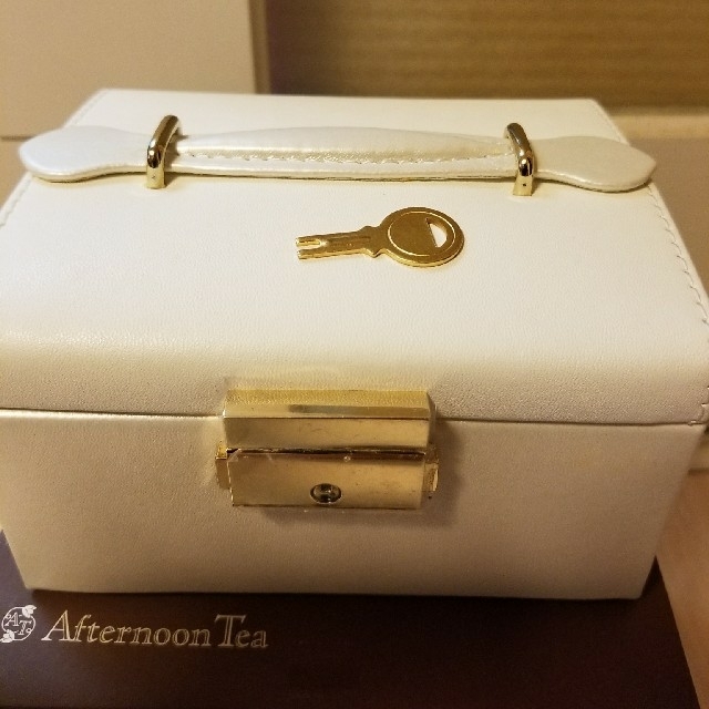 AfternoonTea(アフタヌーンティー)の☆新品afternoon tea ☆ジュエリーbox☆ レディースのアクセサリー(その他)の商品写真