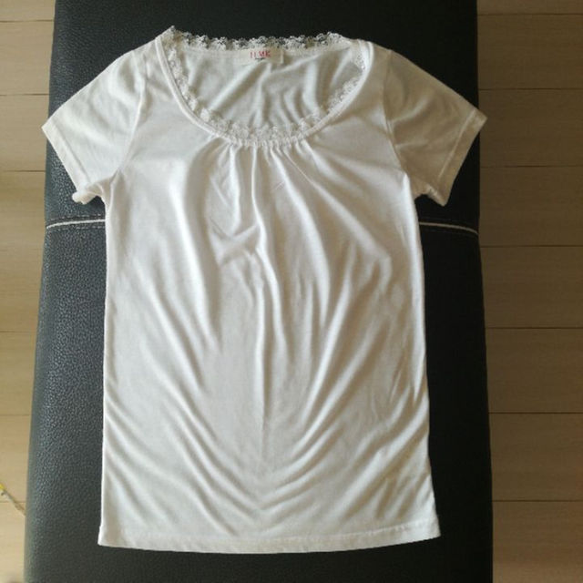iiMK(アイアイエムケー)のｉｉＭＫ Tシャツ　Mサイズ　白 レディースのトップス(その他)の商品写真