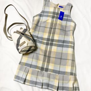 BURBERRY BLUE LABEL(ひざ丈ワンピース ・ イエロー/黄色系)の BURBERRY BLUE LABEL(ひざ丈ワンピース ・ イエロー/黄色系)の