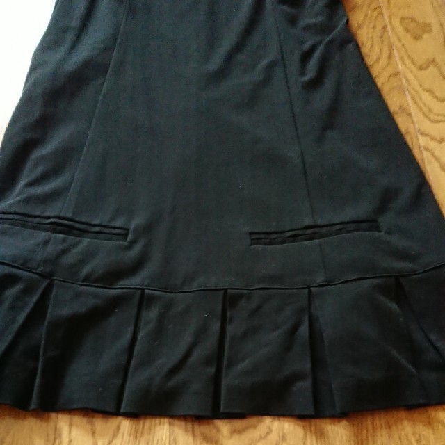 MARY QUANT(マリークワント)の「マリークヮント」黒ジャンパースカートです。 レディースのスカート(その他)の商品写真