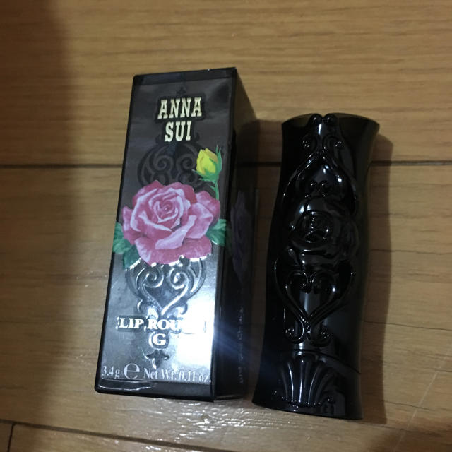 ANNA SUI(アナスイ)のアナスイ リップルージュG 401 コスメ/美容のベースメイク/化粧品(口紅)の商品写真