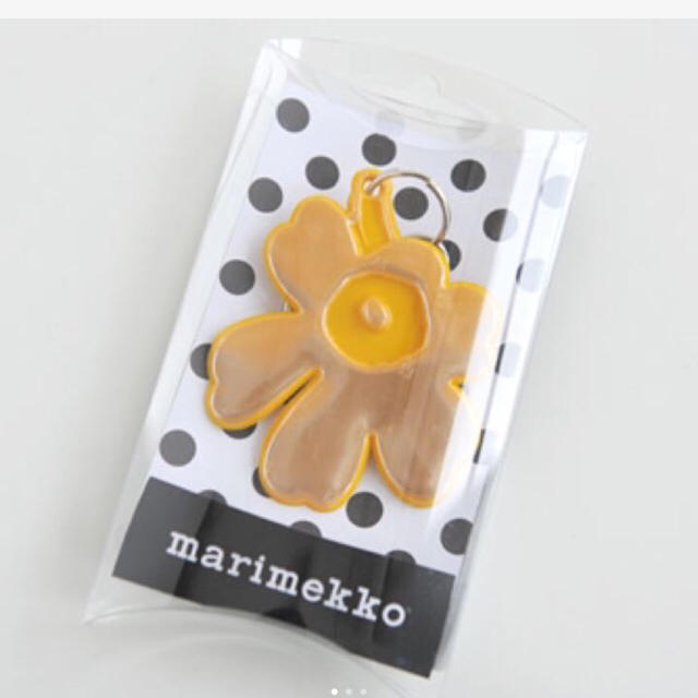 marimekko(マリメッコ)の新品 ☺︎ マリメッコ ☺︎ 希少 廃盤 ウニッコ リフレクター キーホルダー レディースのファッション小物(キーホルダー)の商品写真