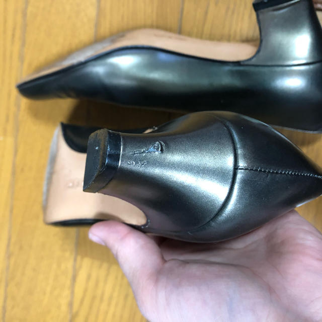 Salvatore Ferragamo(サルヴァトーレフェラガモ)のフェラガモ パンプス レディースの靴/シューズ(ハイヒール/パンプス)の商品写真