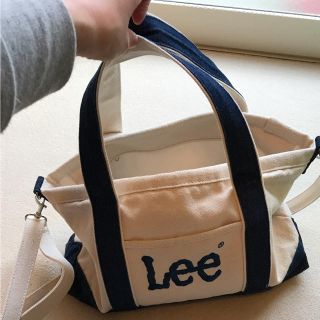 リー(Lee)の美品 Lee ハンドバッグ。斜めがけ可能(ショルダーバッグ)