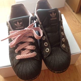 アディダス(adidas)のadidasスニーカー＊(スニーカー)