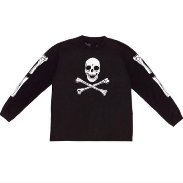 VLONE skull & bone ロンT スカル 定価以下