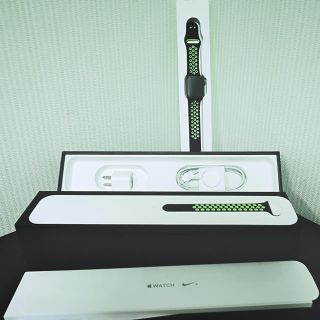 アップルウォッチ(Apple Watch)のApple Watch Series 2 Nikeモデル&ミラネーゼループ(黒)(腕時計(デジタル))