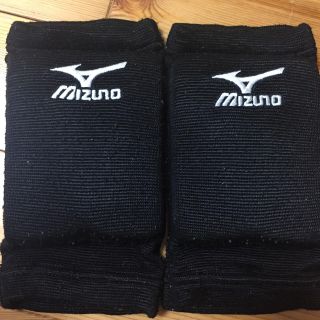 ミズノ(MIZUNO)のバレーボール 肘用サポーター(バレーボール)