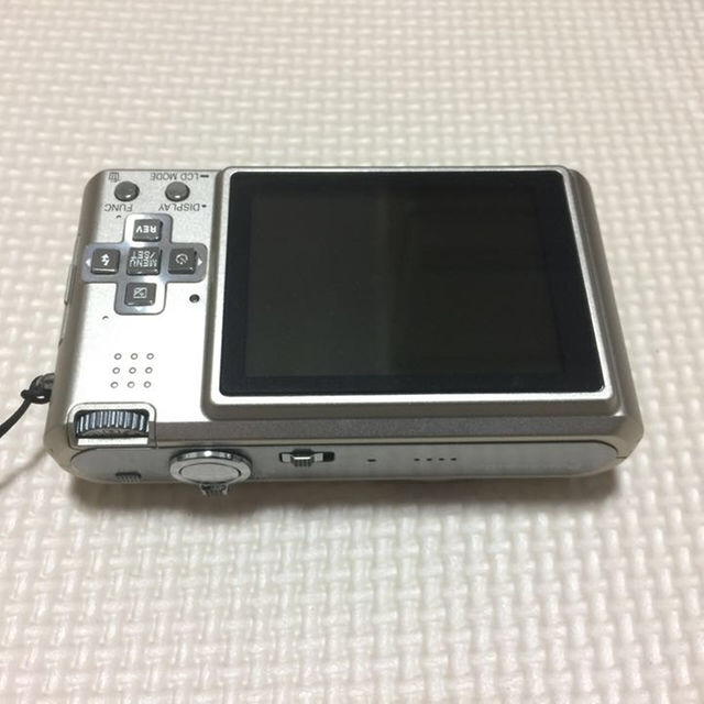 Panasonic(パナソニック)の【おまけ多数】パナソニック デジカメ FX100 広角28mm 1220万画素 スマホ/家電/カメラのカメラ(その他)の商品写真