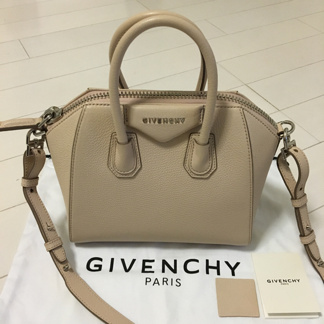 人気沸騰ブラドン - GIVENCHY 極美品 ミニ ジバンシーアンティゴナ